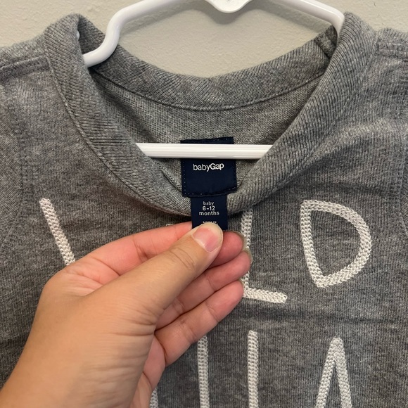 Wild fella embroidered sweater - Picture 3 of 3